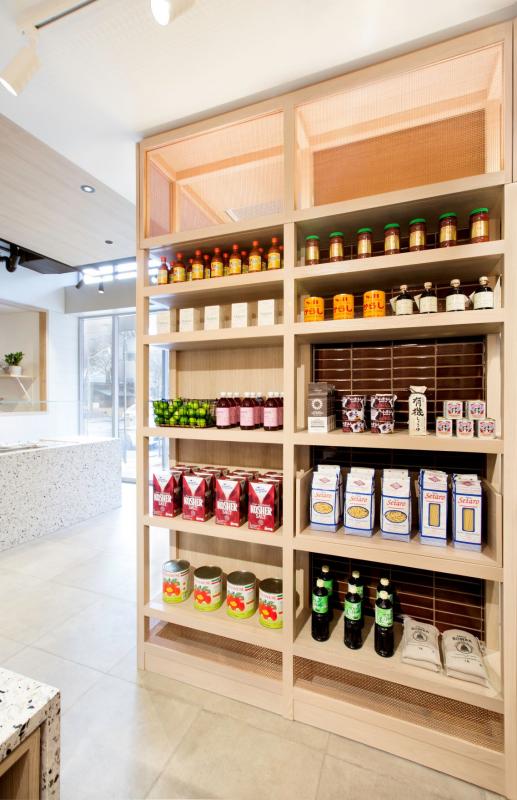 Stoa Design Collective – Fleet’s Foods